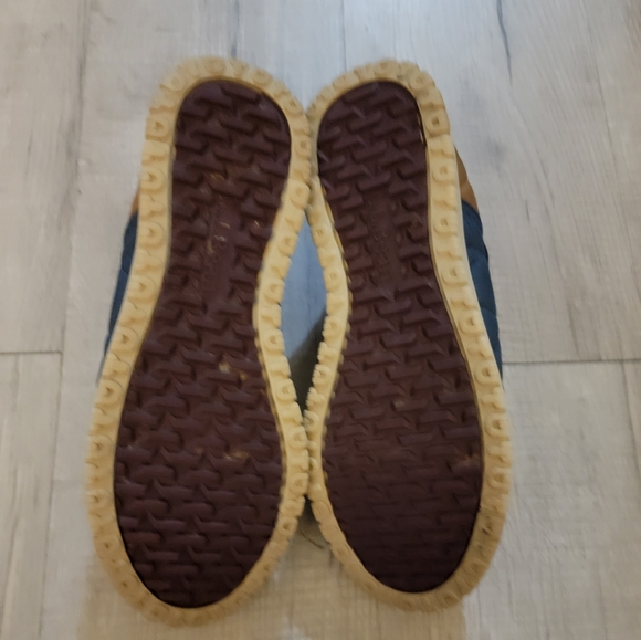 L.L. Bean Women's Quilted Slip-On Shoes - Blue and Black - Picture 6 of 6